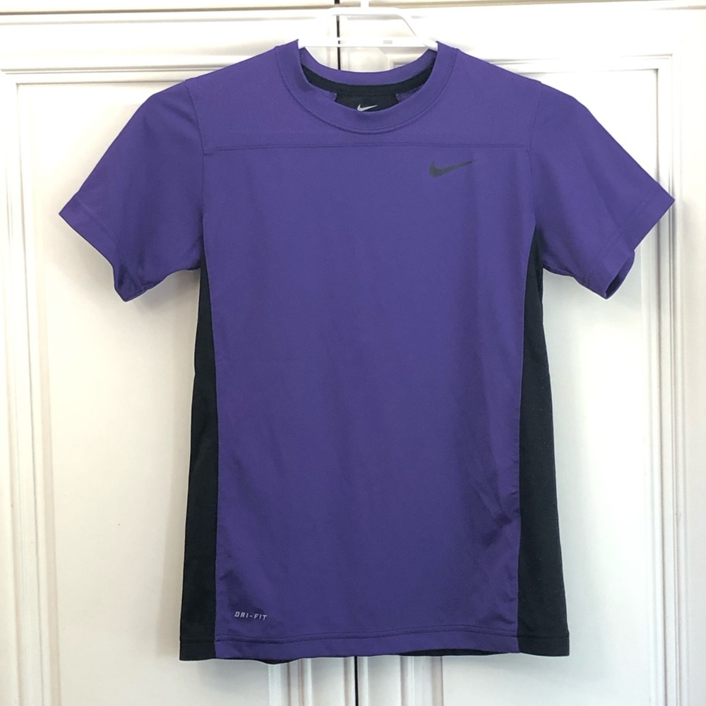 Nike Dri-fit athletic running t-shirt